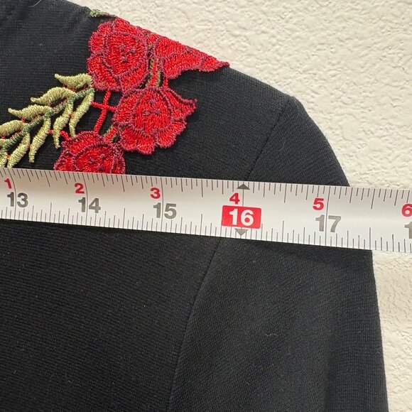 Collections Etc Black Dress Embroidered Red Roses Floral Med Slinky Stretch VTG - Picture 8 of 9